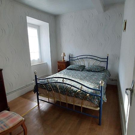 Maison De Famille Razecueillé Buitenkant foto