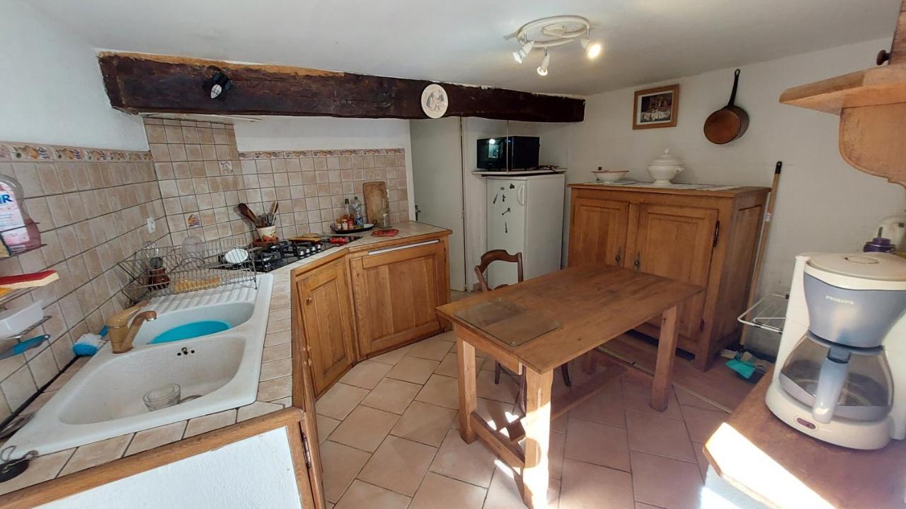Maison De Famille Razecueillé Buitenkant foto
